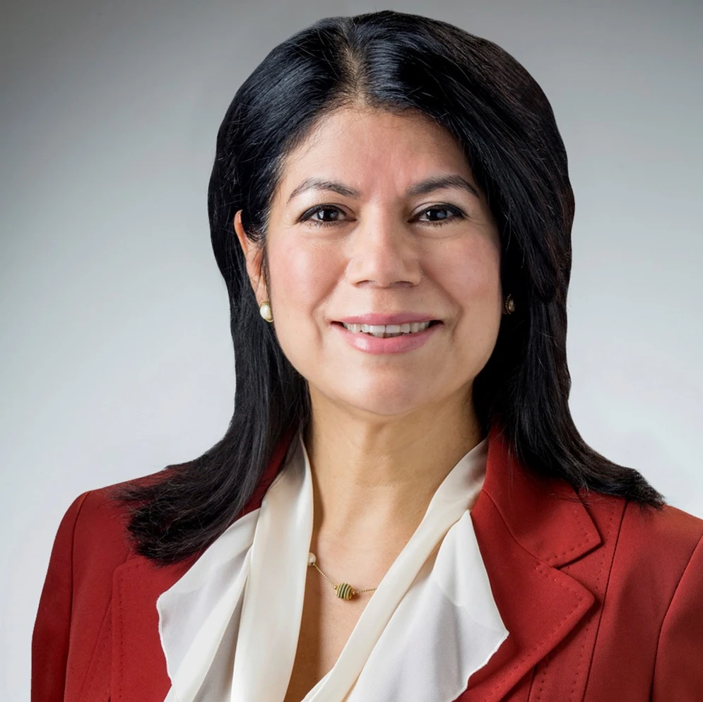 Carol Alvarado headshot