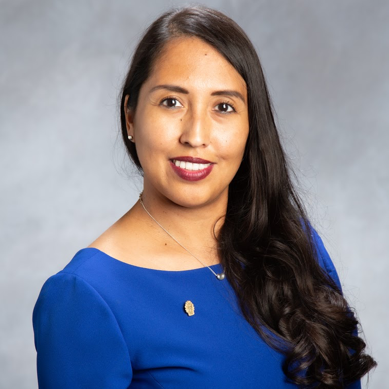 Dr. Adriana Rocha Garcia headshot