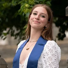 Abby Eastman Headshot