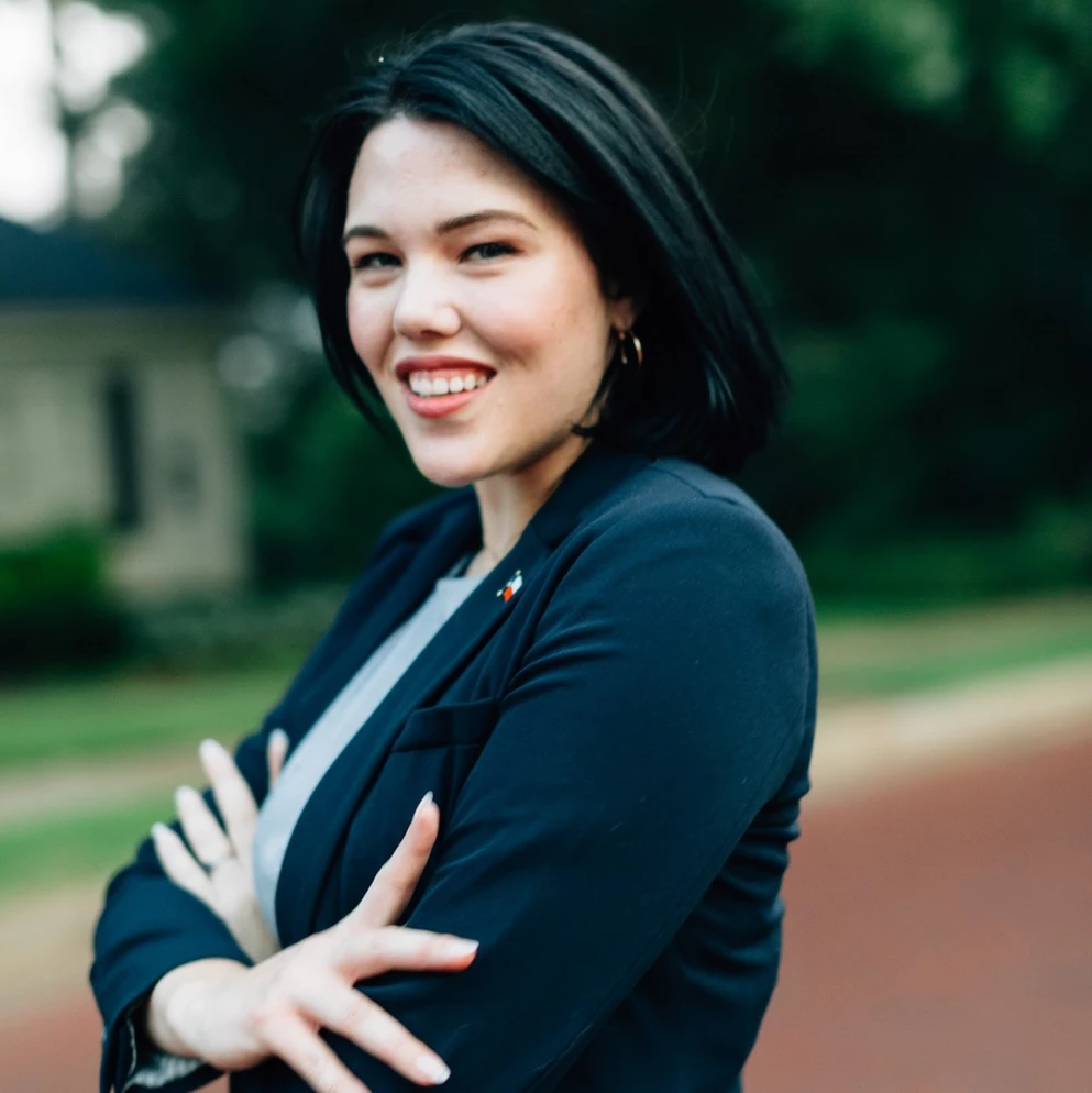 Julie Gobble headshot