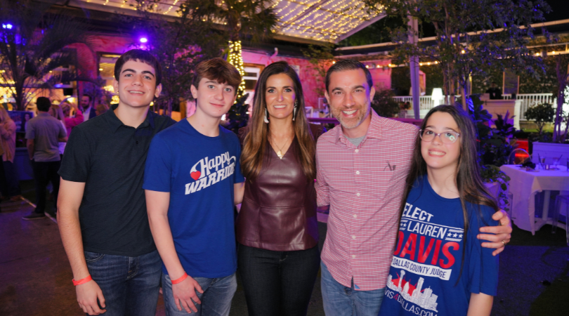Lauren Davis with her family