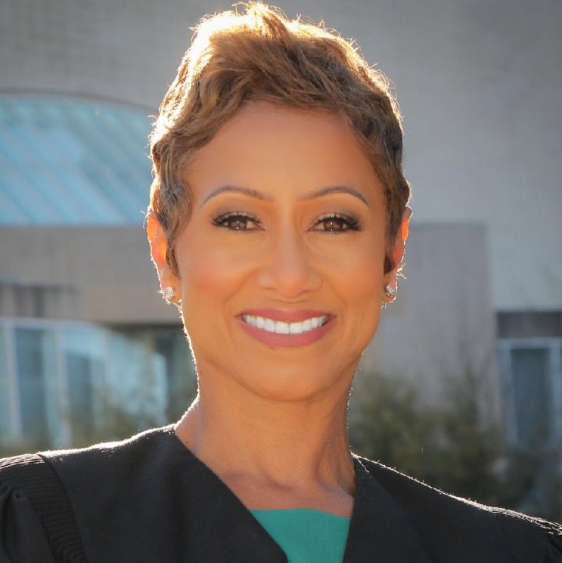 Monica Purdy headshot