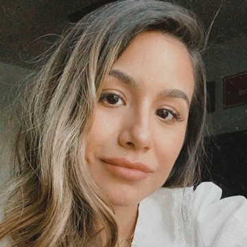 Priscilla Yeverino headshot