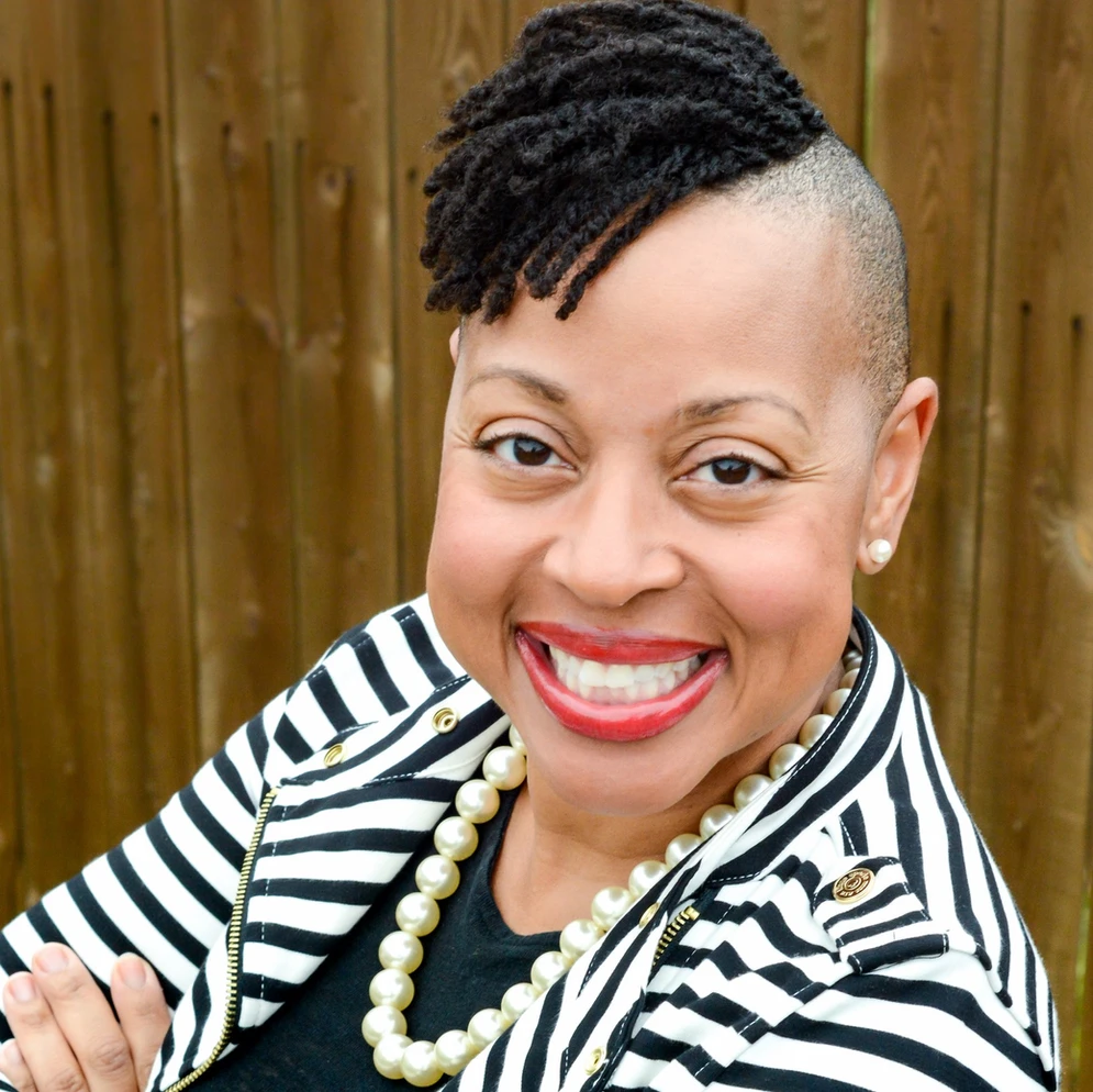 Shenée Simon headshot