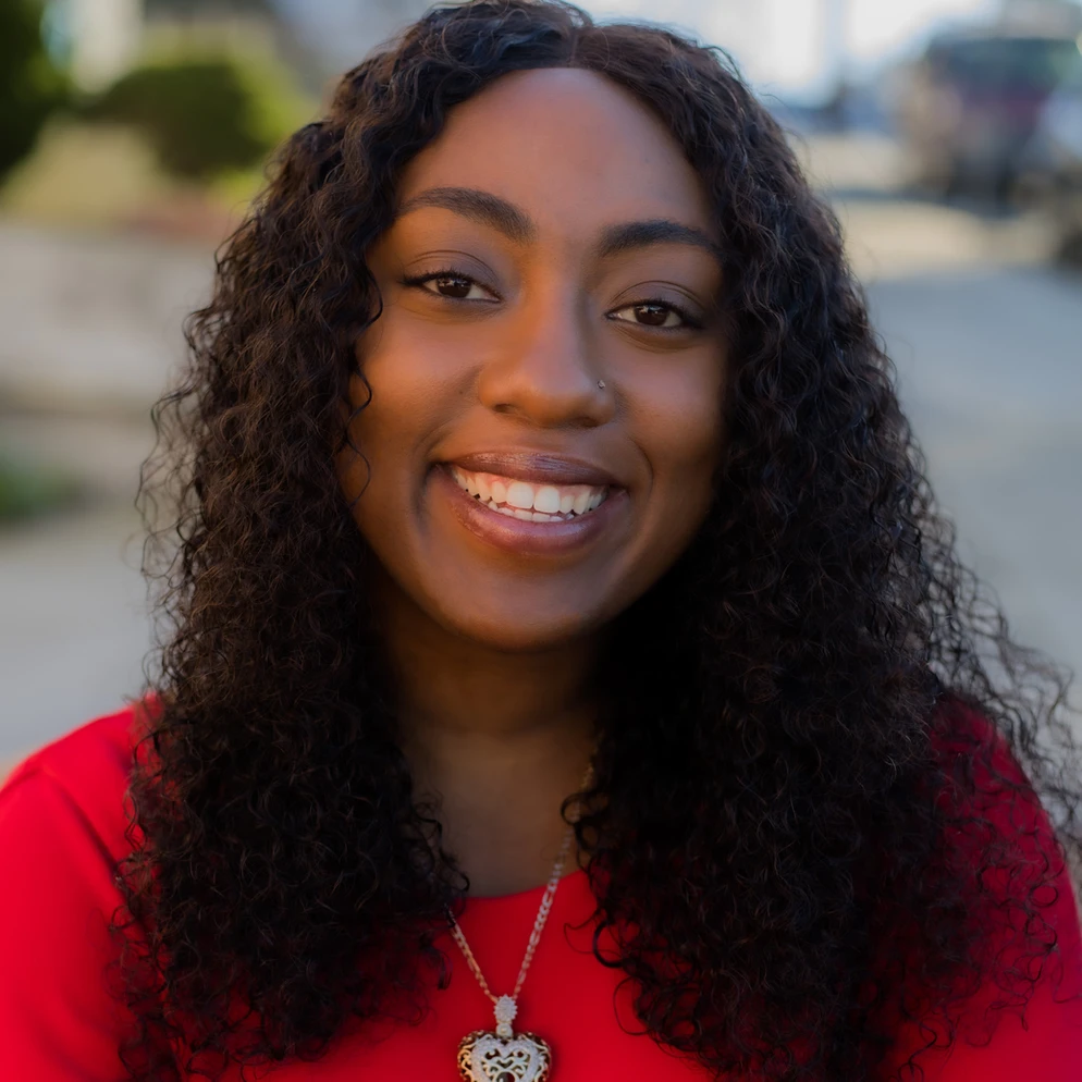 Shevann Steuben headshot