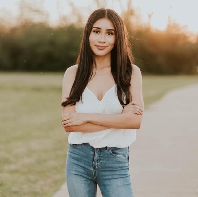 Vanessa Diosdado headshot