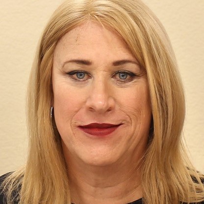 jess herbst headshot