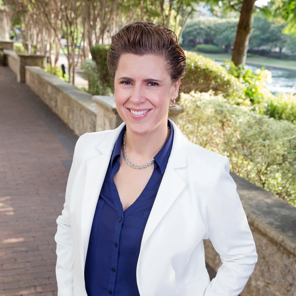 lorie burch headshot